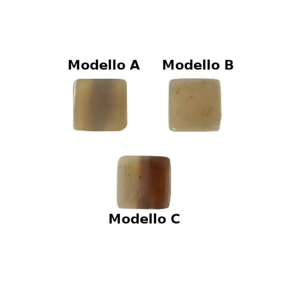 Piastra in corno quadrate 20mm