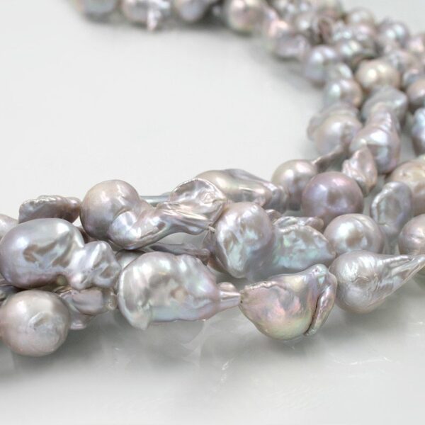Fresh Water Pearls strands nucleated baroque shape size 13-17mm - weight 91/100gr - Grey Color