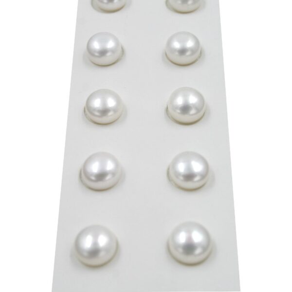 Fresh Water Pearls pairs button shape size 7½-8mm