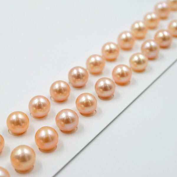 Fresh Water Pearls pairs round shape size 8-8½mm - Natural Color