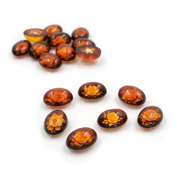Baltic Amber engraved cabochon oval shape size 16x12mm