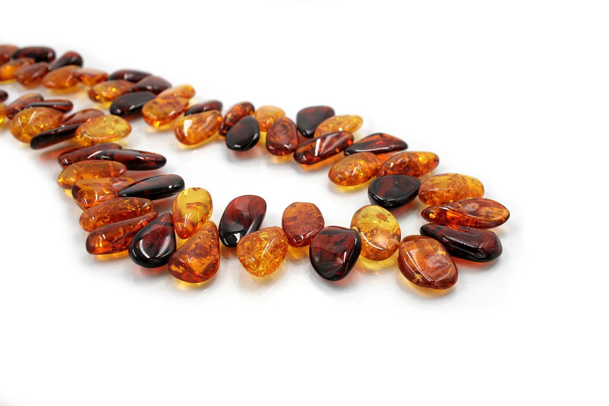 Baltic Amber gradation necklet stone shape Lateral Hole