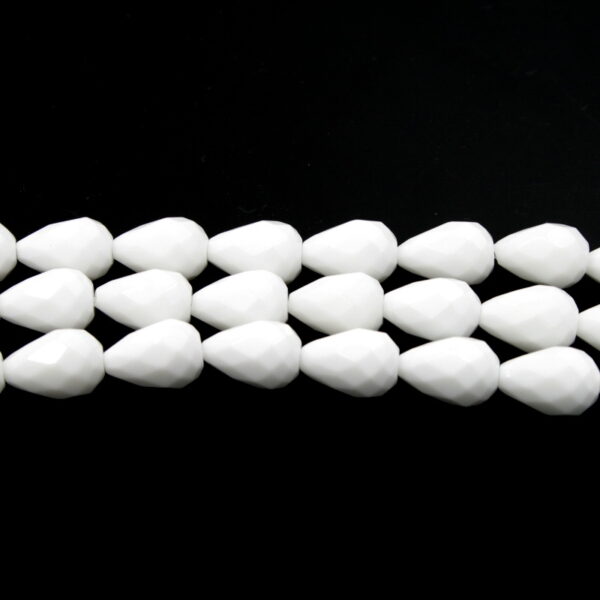 White Agate strands facetted drop shape size 18x13mm