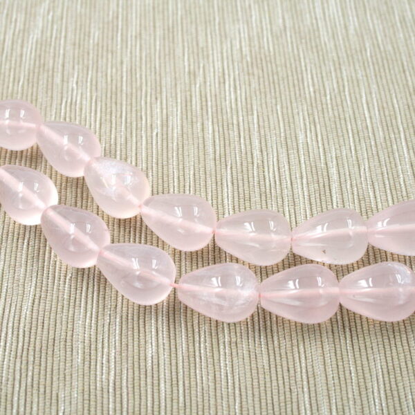 Quarzo rosa fili drop 20x15mm - Foro Passante