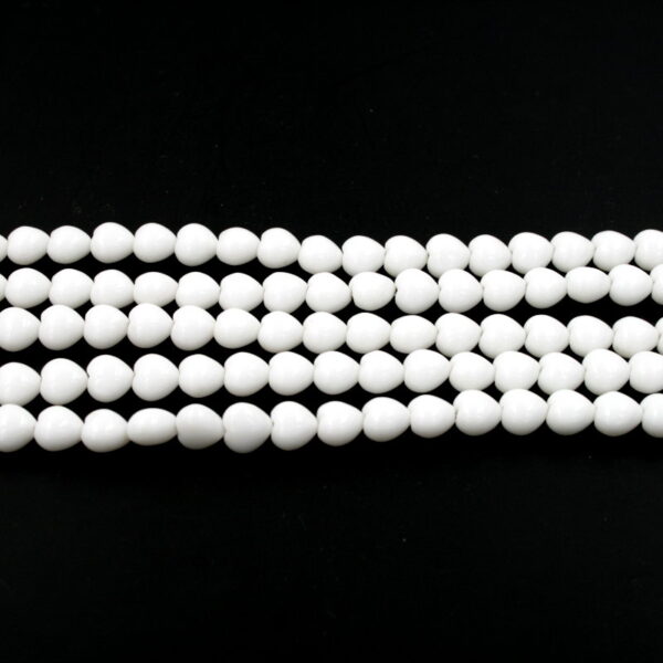 White Agate strands heart shape size 8mm