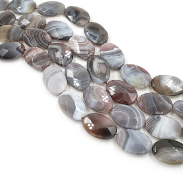 Botswana Agate strands faceted flat oval shape size 20x15mm