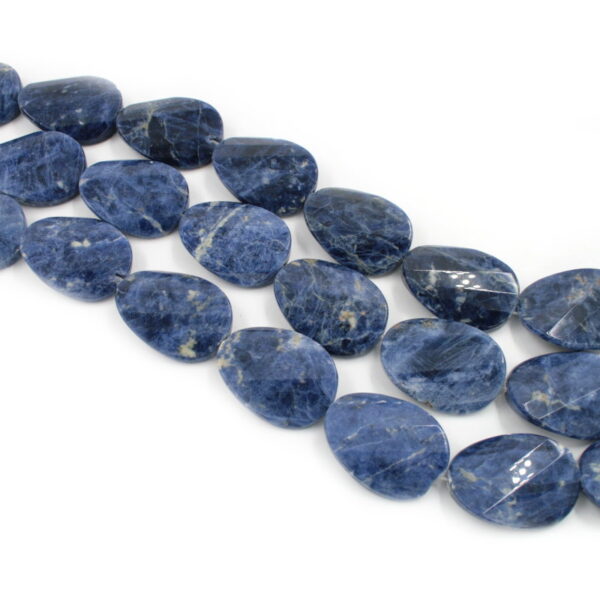 Sodalite strands faceted flat oval shape size 18x12mm - Twist Shape