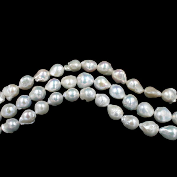 Fresh Water Baroque Pearls strands size 14mm Up