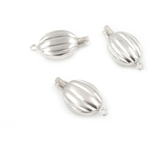 Sterling Silver Clasp sgrooved oval hape size 18x15mm +/- 2.6Gr