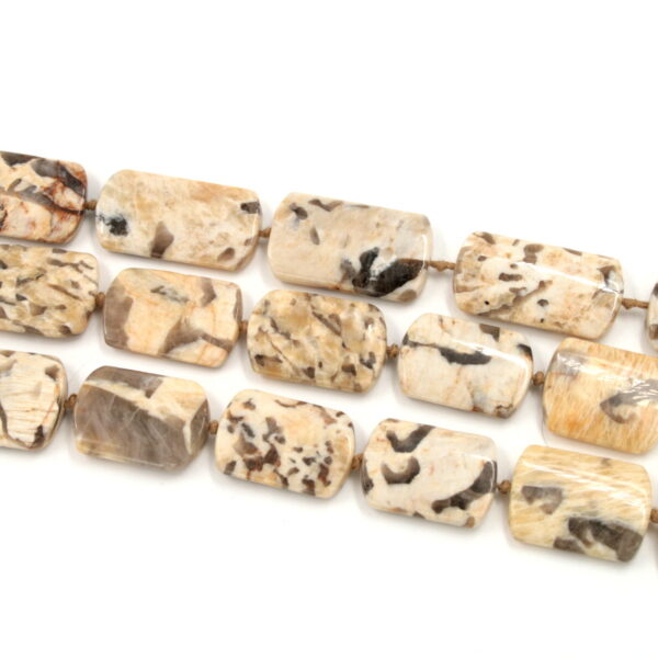 Feldpath strands pillow shape size 20x35mm