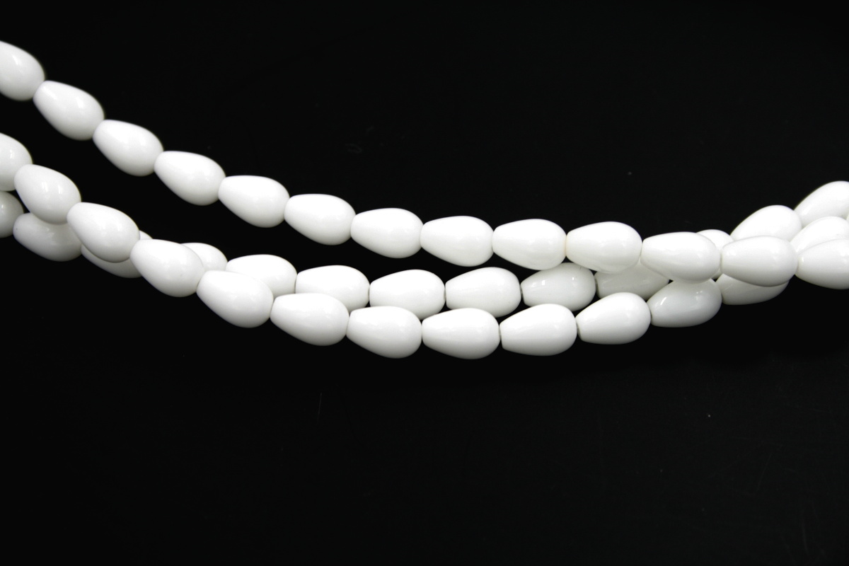 White Agate strands drop shape size 9x6mm