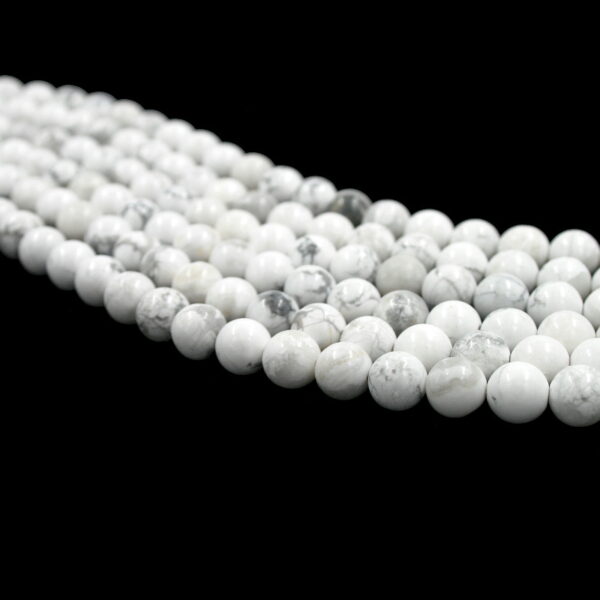 Howlite strands round shape size 8mm  - <strong>2,5mm Hole</strong>