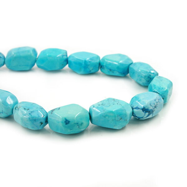 Magnesite Azzurra fili sassi semifaccettati – Misure Varie