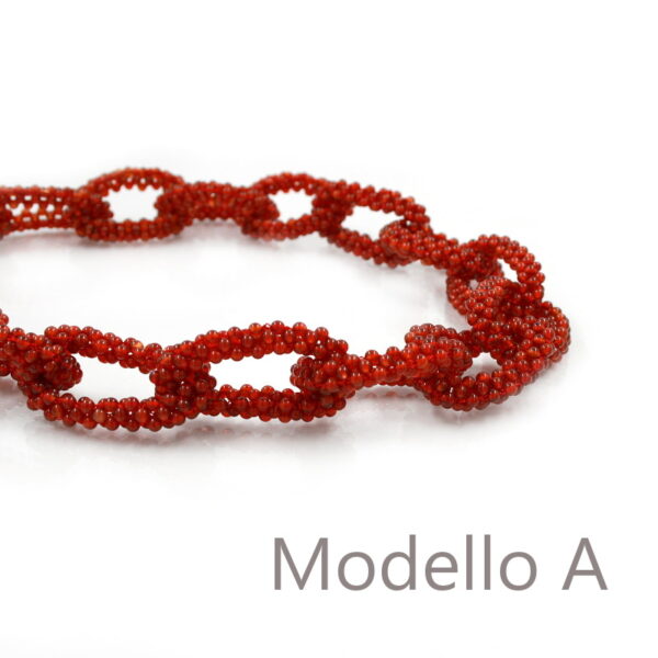 Red Agate and Black Agate necklace chan shape with 3mm sphere
