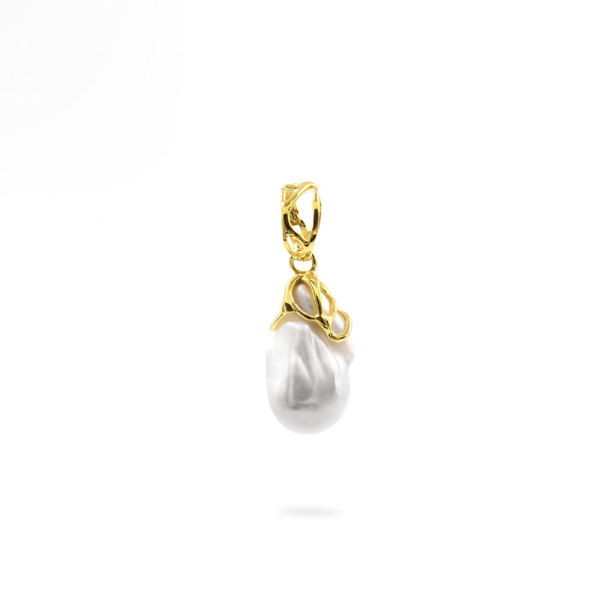 Pendente in argento 925‰ con perla barocca d'acqua dolce – Dorato