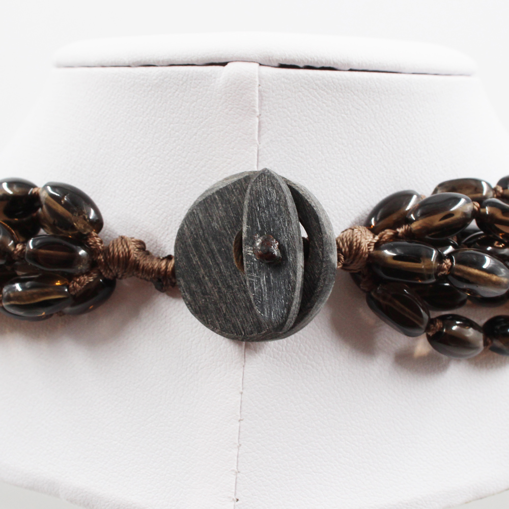 Multistrands necklace with smoky quartz torchon, sterling silver elements and horn clasp - Image 3