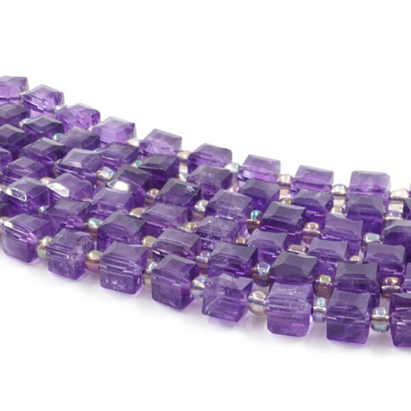 Amethyst strands faceted cube shape size 7mm