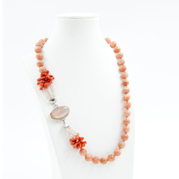 Necklace with sunstone, coral and grey agate and sterling silver clasp – Rhodium Color