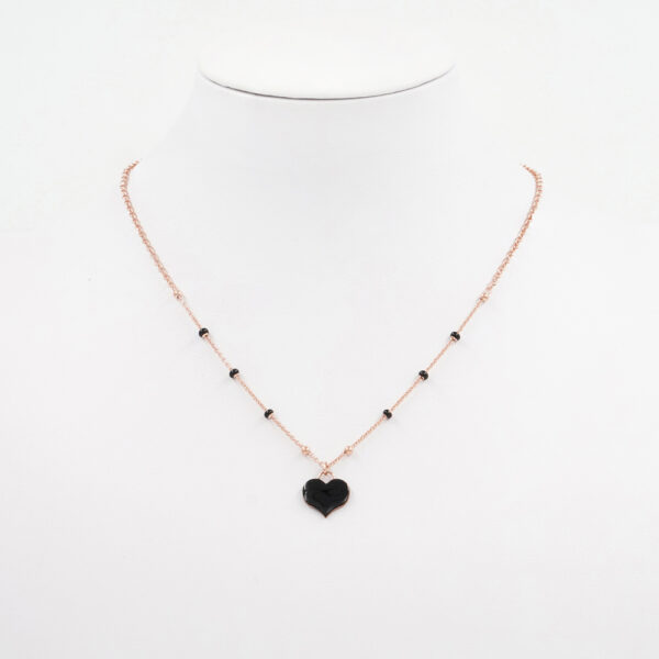 Collana in argento 925‰ con pietre di colore e cuore smaltato nero – Rosato