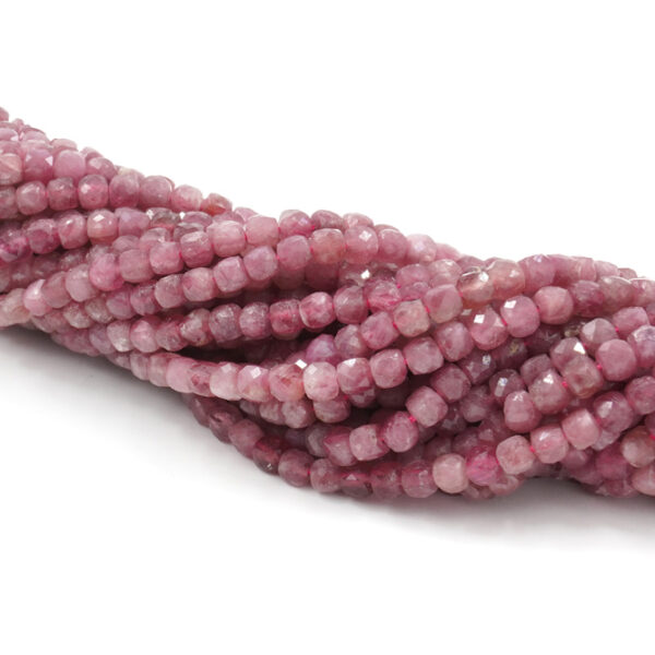 Tourmaline strands faceted cube shape size 4mm