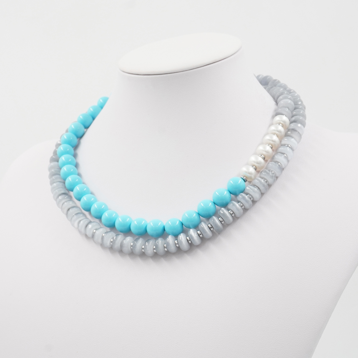 Collana con occhio di gatto grigio, ematite, pasta di turchese, perla e chiusura in argento 925 – Rodiato - immagine 2