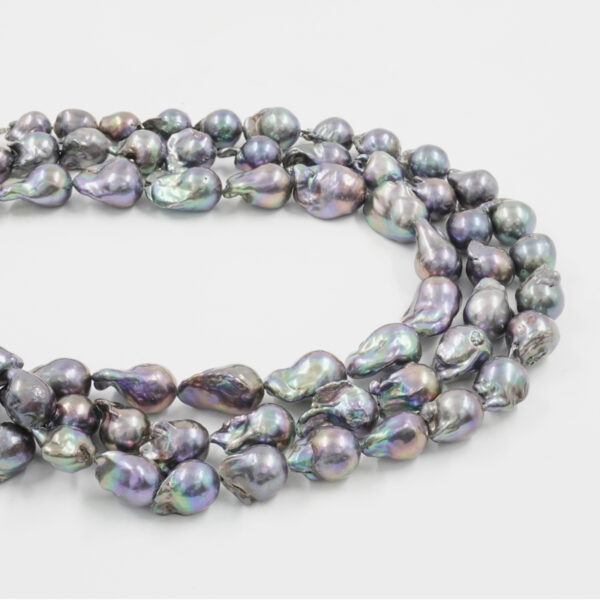 Fresh Water Pearls strands nucleated baroque shape size 13-15mm - weight 91/100gr - Black Color