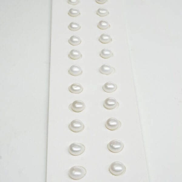 Fresh Water Pearls pairs button shape size 5-5½mm