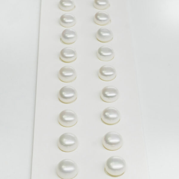 Fresh Water Pearls pairs button shape size 6-6½mm