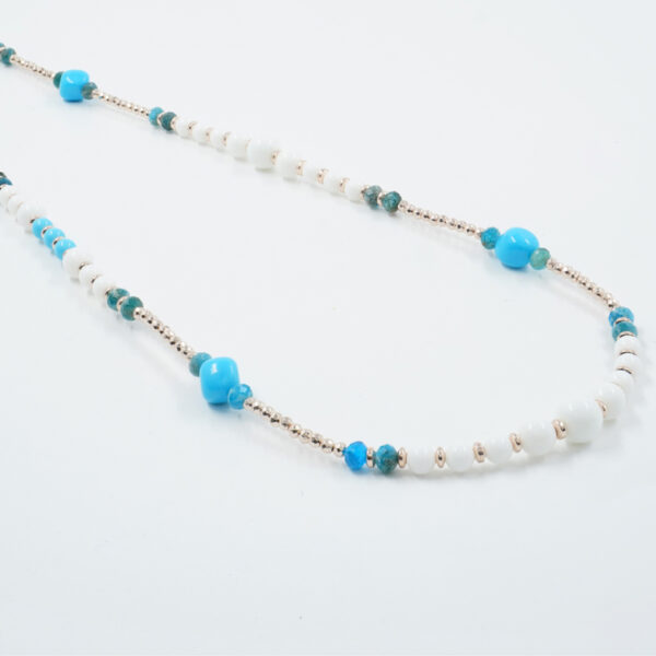 Necklace with white agate, recon turquoise, apatite, hematite, sterling silver clasp – Rose Color