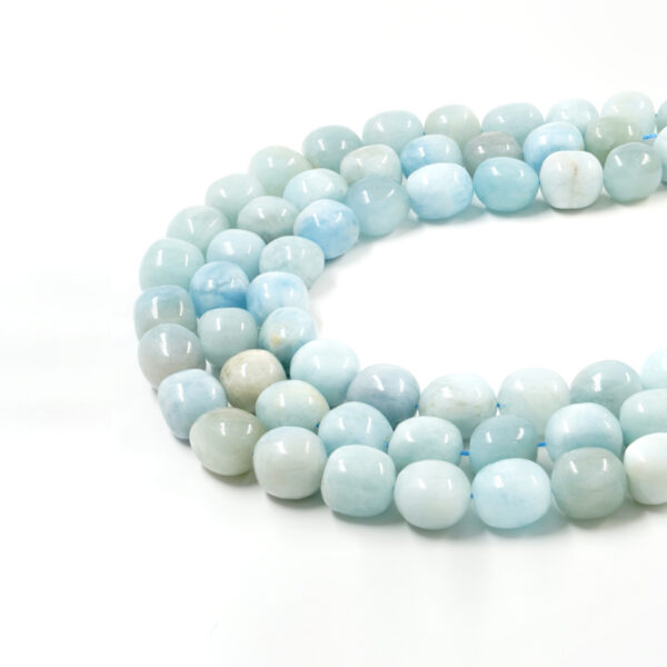 Aquamarina strands tumble shape size 20x15mm