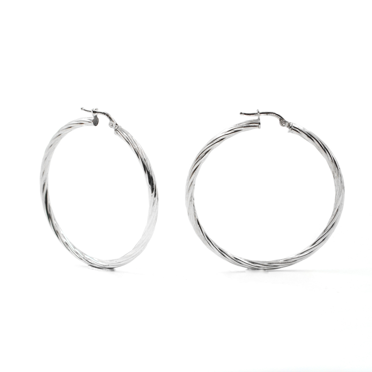 Orecchini cerchio a spirale in argento 925 a baionetta 45mm – Rodiato