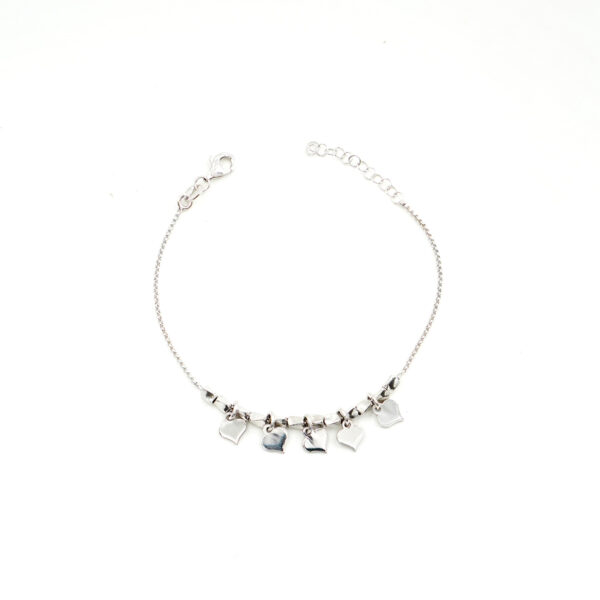 Bracciale a catena rolo in argento 925 con 5 cuori – Rodiato