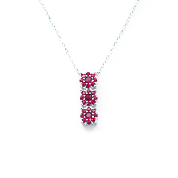 Collana con pendente Trilogy in argento 925 con zirconi rossi – Rodiato