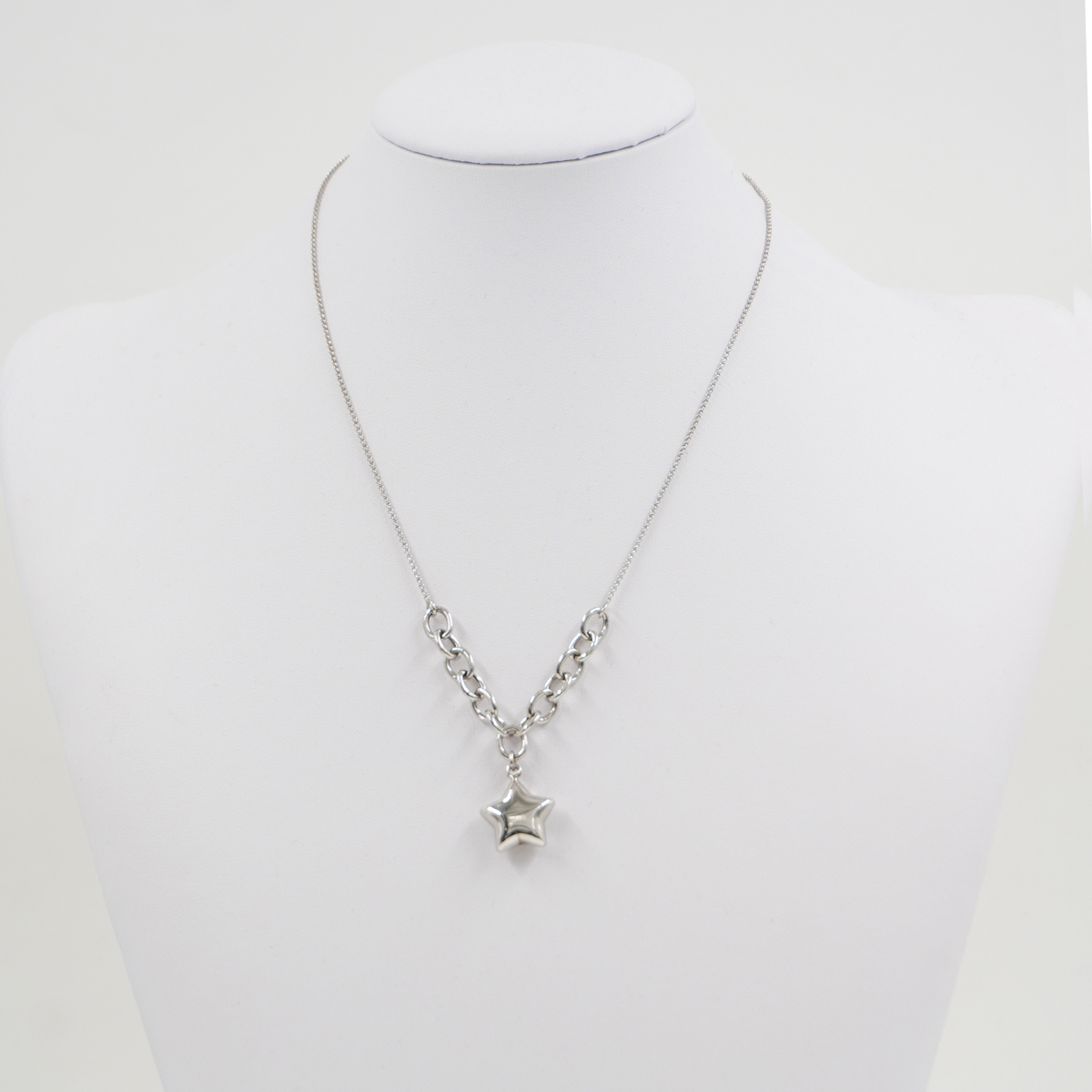 Collana con catena rolo in argento 925 e pendente stella – Rodiato