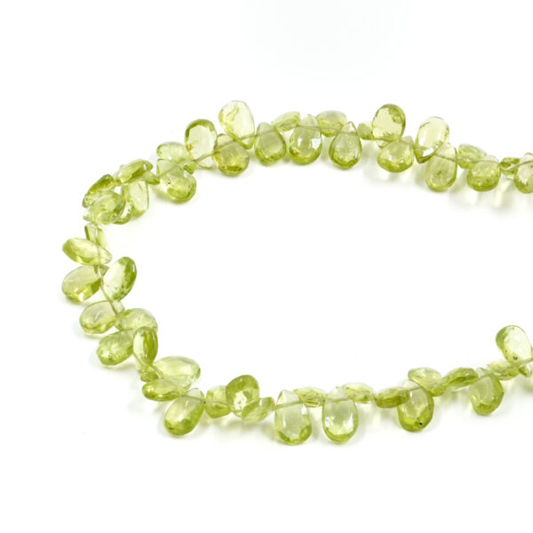 Peridot strands faceted drop shape size 8x5mm, 10x6mm – Lateral Hole