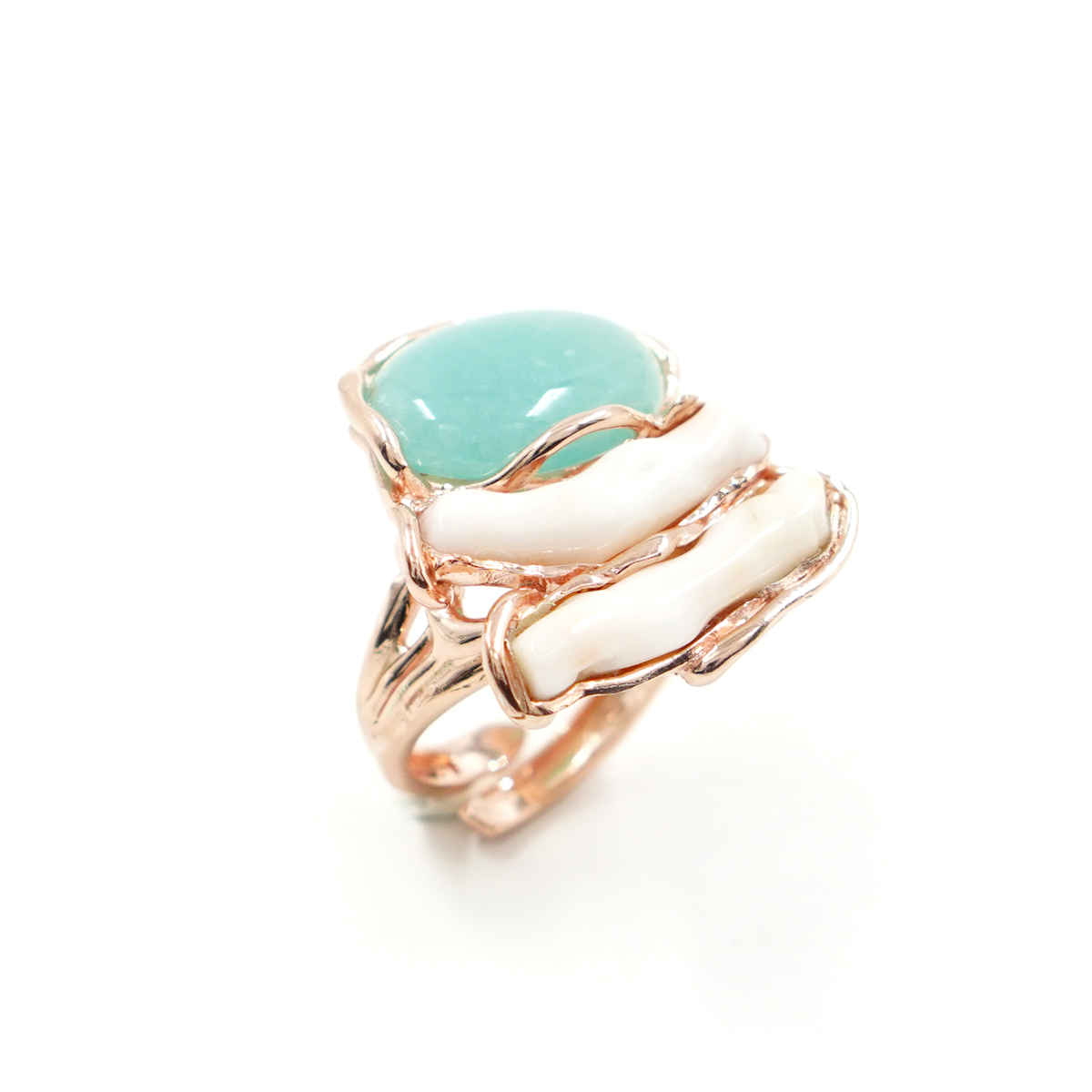 Anello in argento 925 con corallo bianco, amazzonite – Rose' - immagine 2