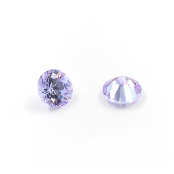 Buste di Zirconi lavanda tondi taglio diamante 4mm a 5mm