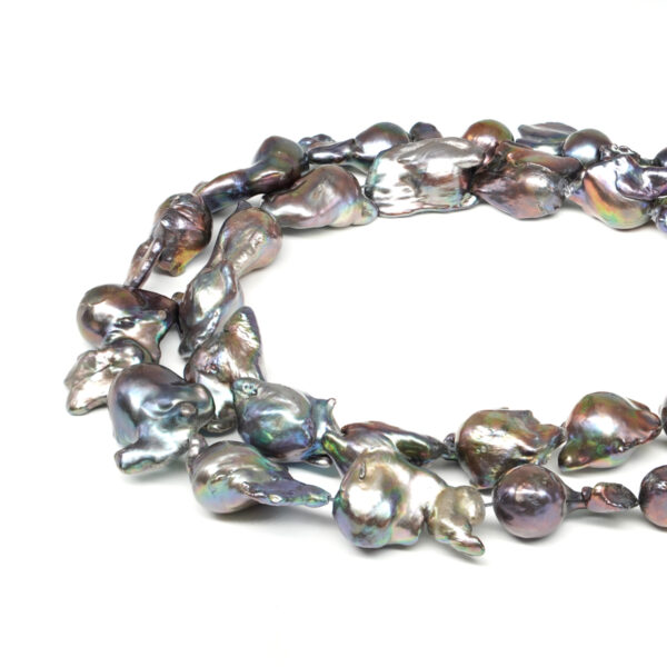 Fresh Water Pearls strands nucleated baroque shape size 13-18mm – Black Color