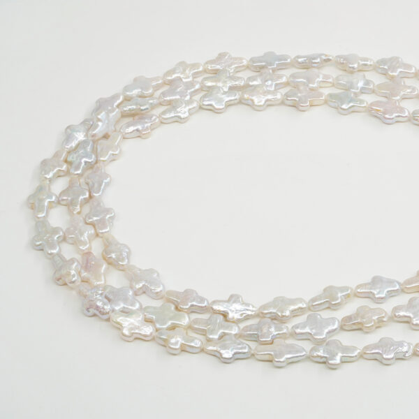 Perle d'Acqua Dolce fili forme croce