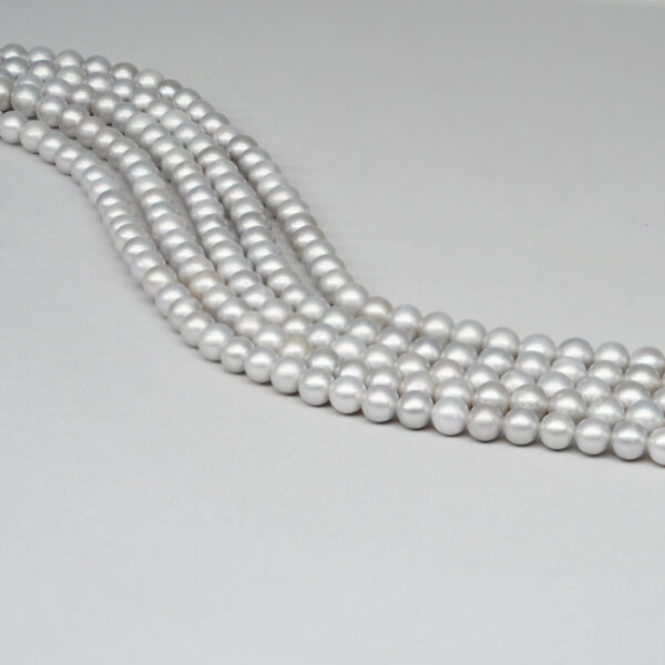 Fresh Water Pearls strands round shape size 4½-5mm – Grey Color