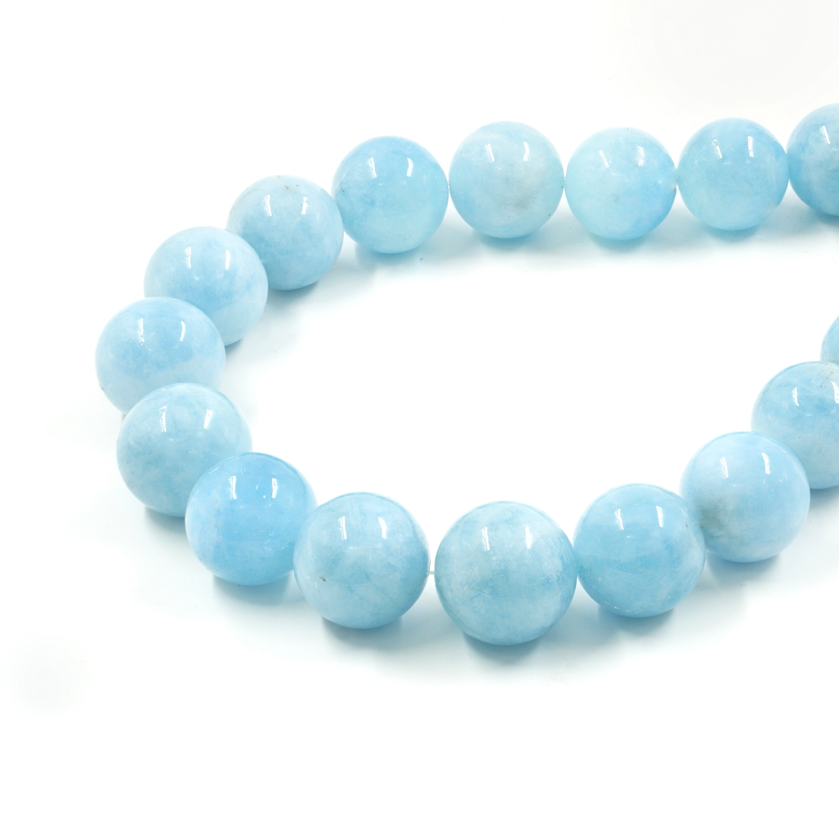 Aquamarine strands round shape size 22mm – A-Quality