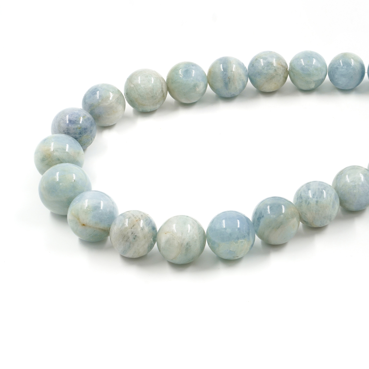 Aquamarine strands gradation round shape size 18mm to 22mm
