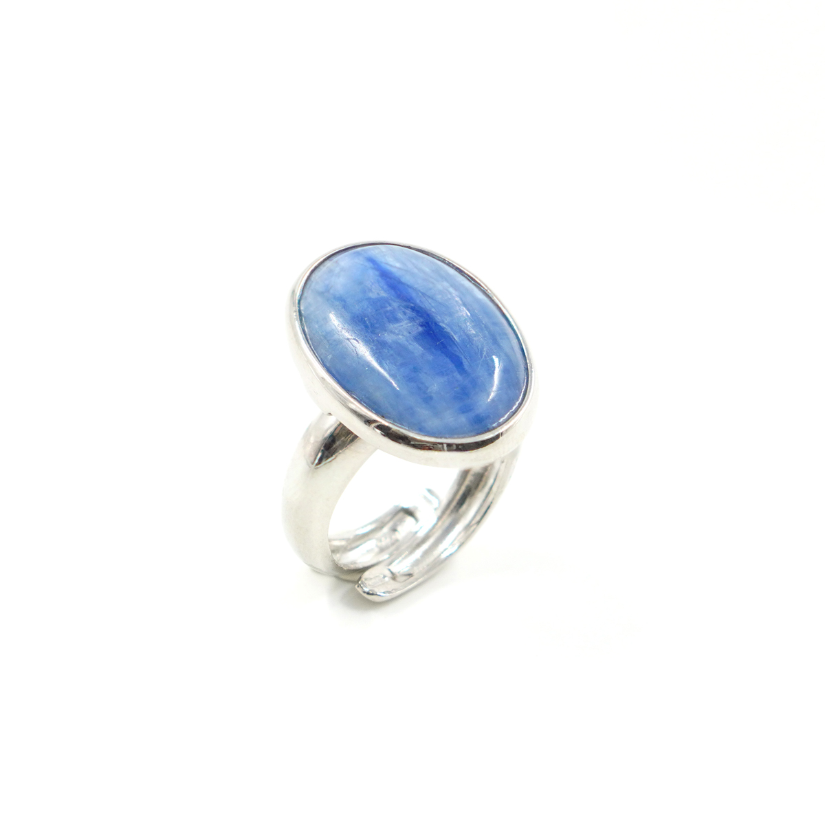 Anello in argento con cianite – Rodiato