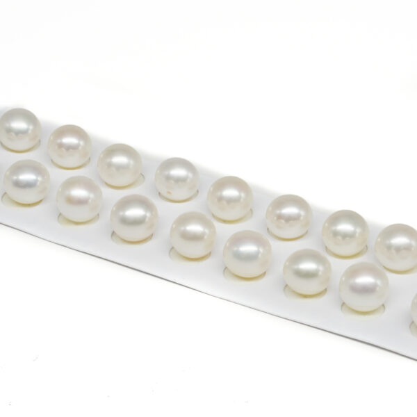 Fresh Water Pearls pairs round shape size 9-9½mm