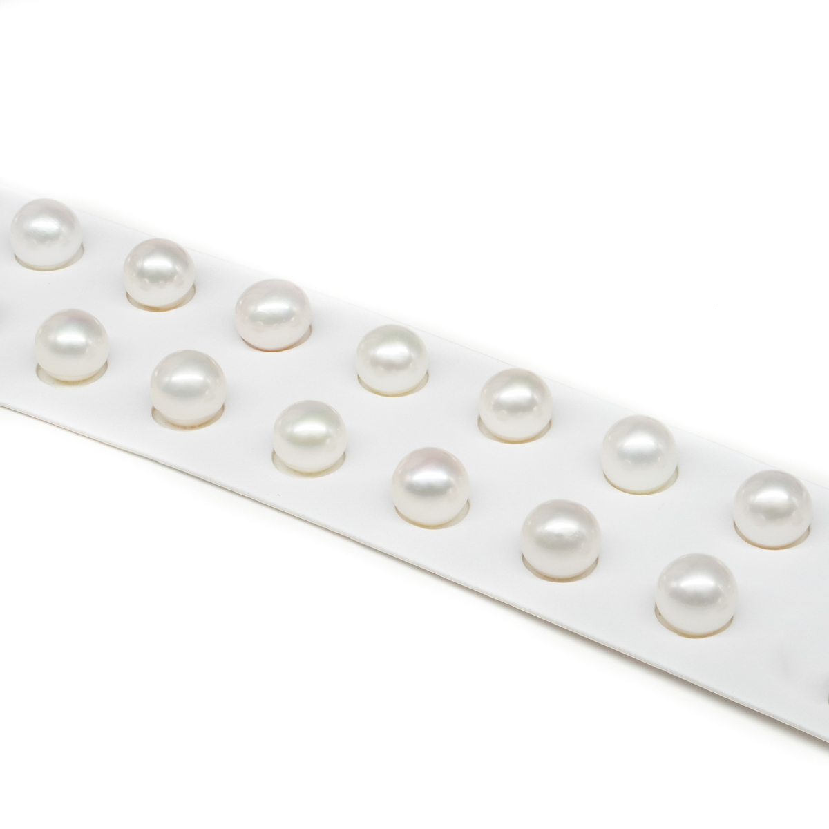 Fresh Water Pearls pairs round shape size 8-8½mm