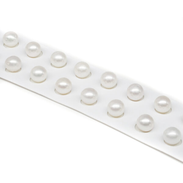 Fresh Water Pearls pairs round shape size 8-8½mm