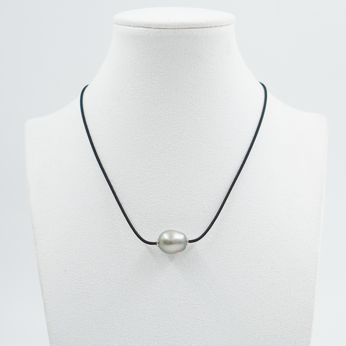 Collana laccio con perla Tahiti e chiusura in argento – Rodiato
