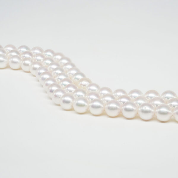 Akoya round pearl strands size 8-8½mm