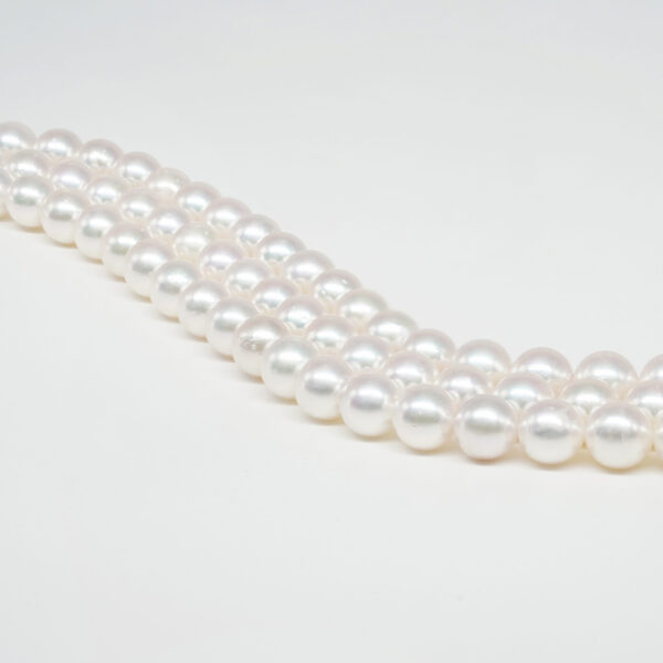Akoya round pearl strands size 8-8½mm