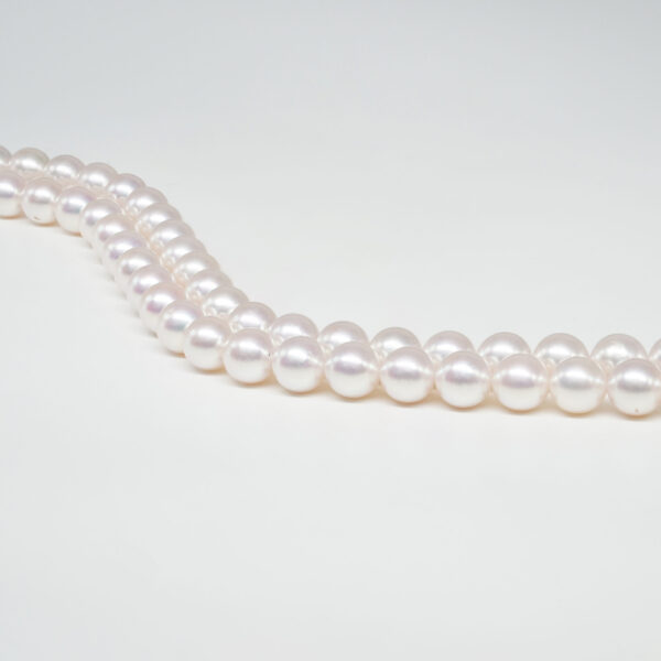 Akoya round pearl strands size 9-9½mm